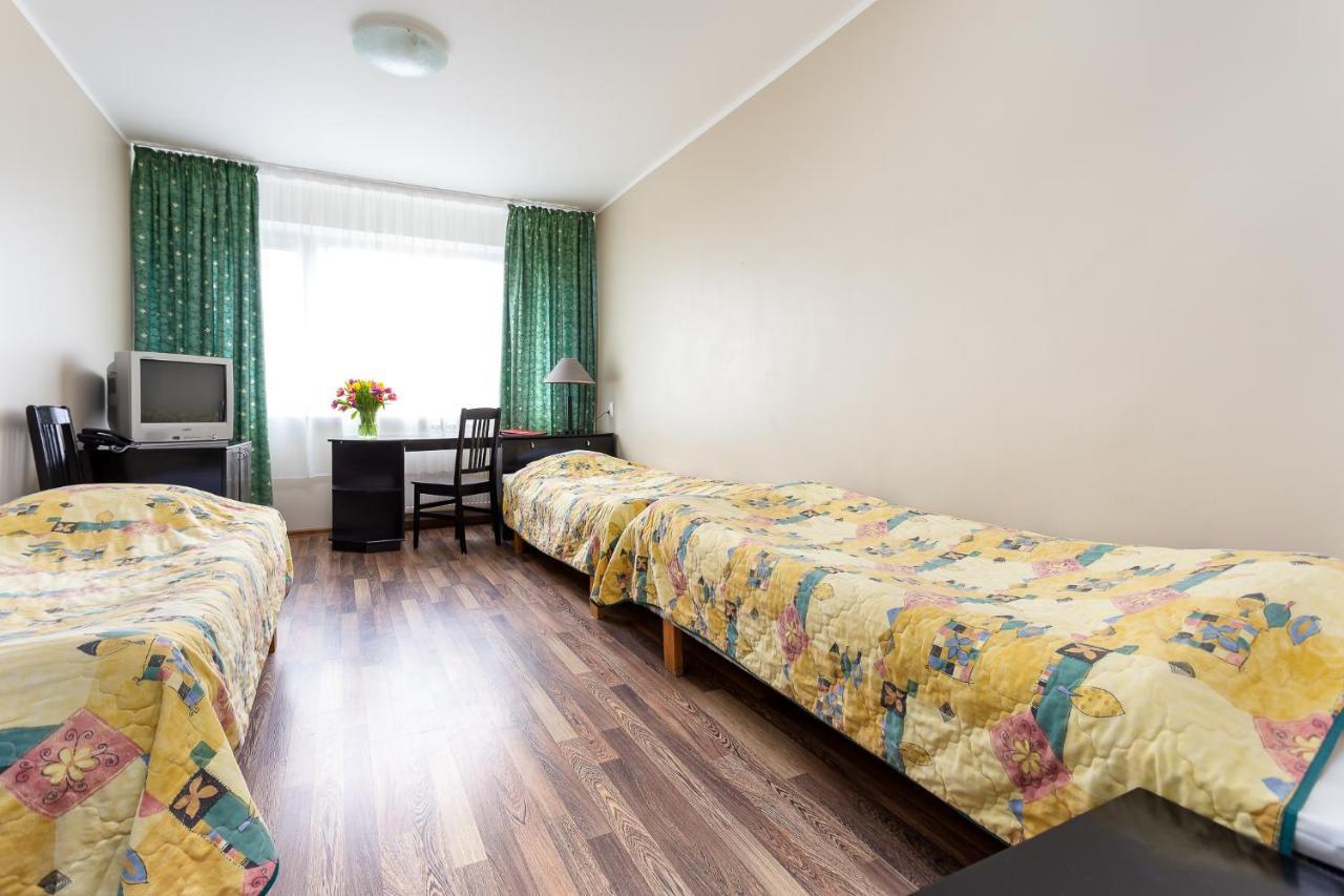 Hotel Dzingel Tallinn Kültér fotó