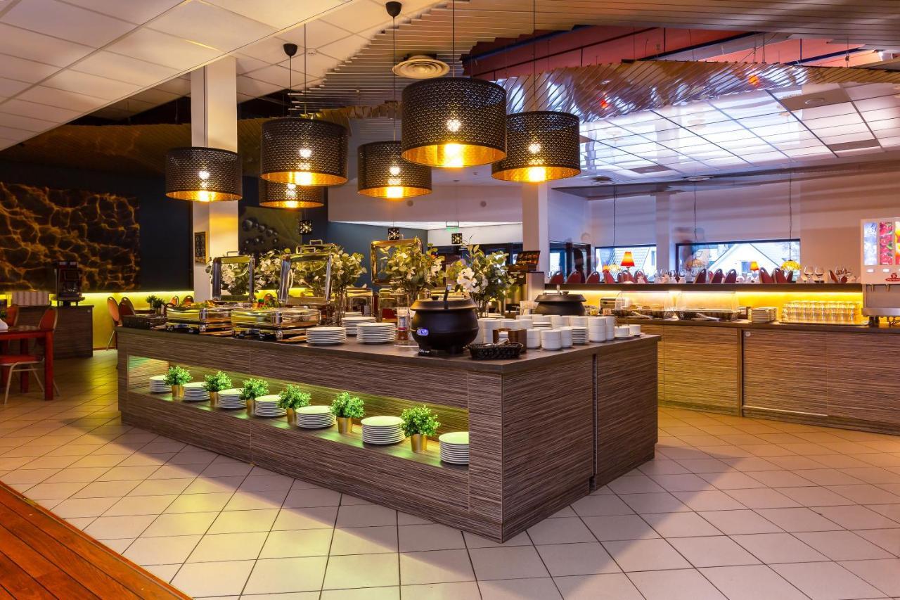 Hotel Dzingel Tallinn Kültér fotó